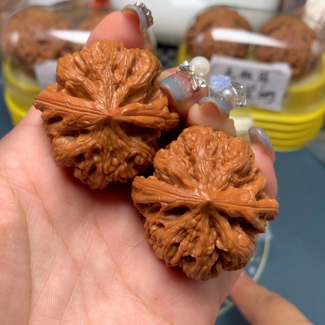 文玩核桃吊坠41-2240-02