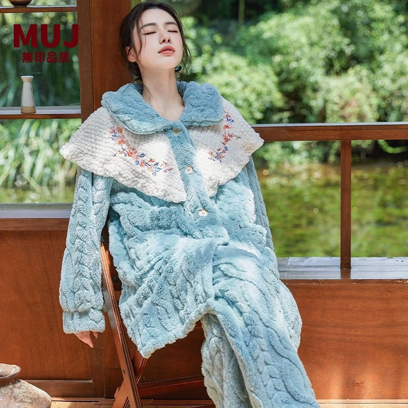 日本进口【无印MUJ】冬季新中式珊瑚绒女加厚加绒刺绣云肩睡衣套