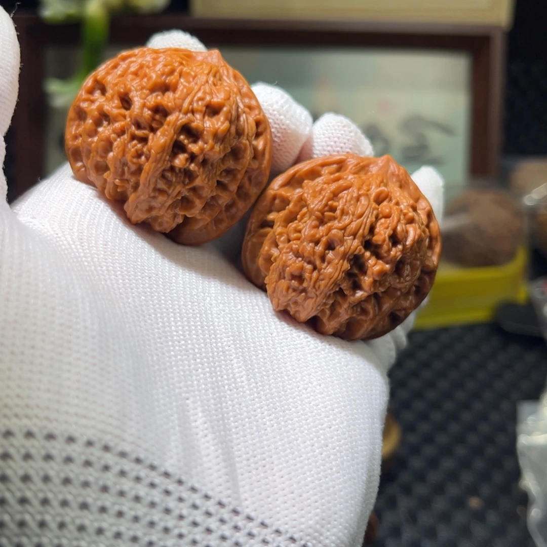 文玩核桃吊坠野生