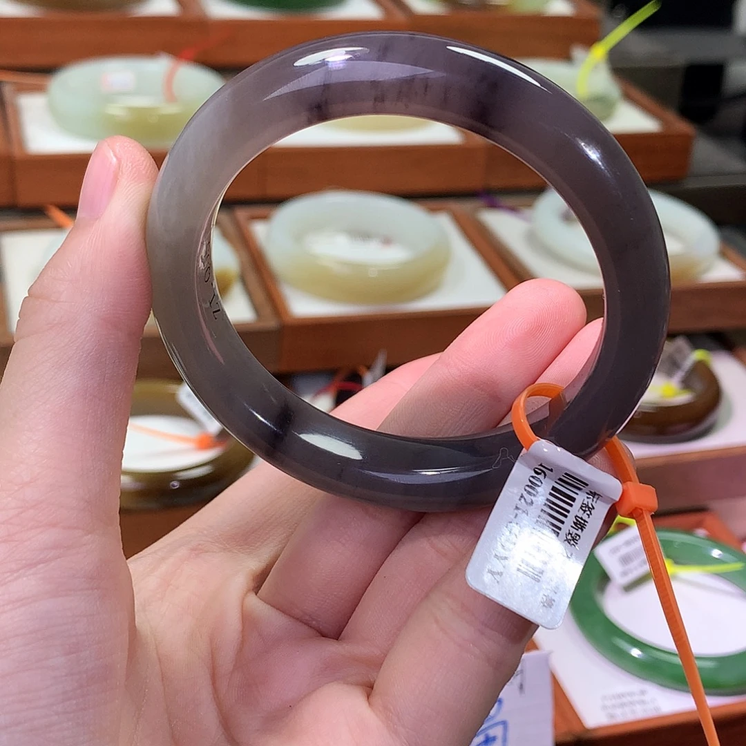 和田玉未镶嵌手镯56