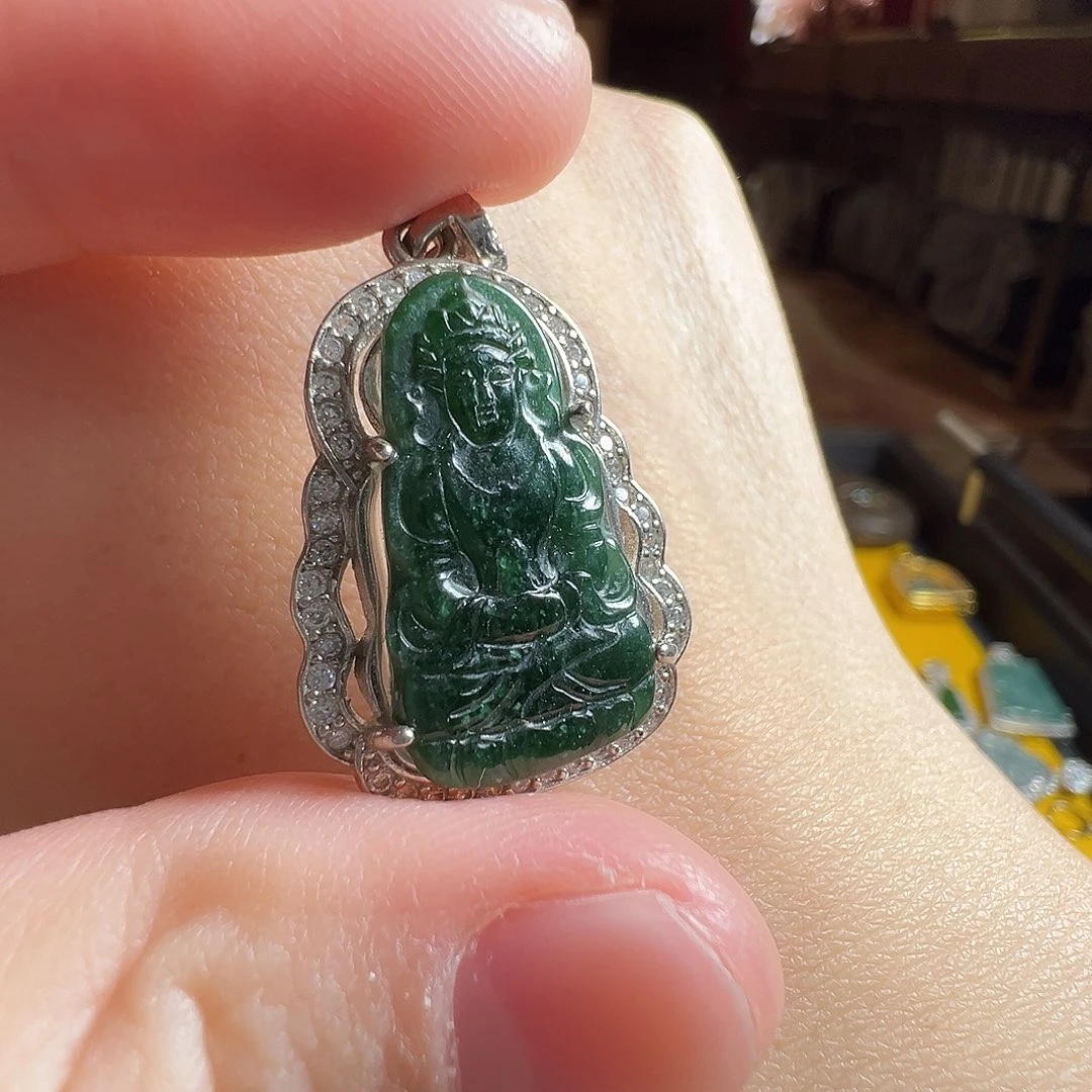 吊坠(不含链)未镶嵌翡翠