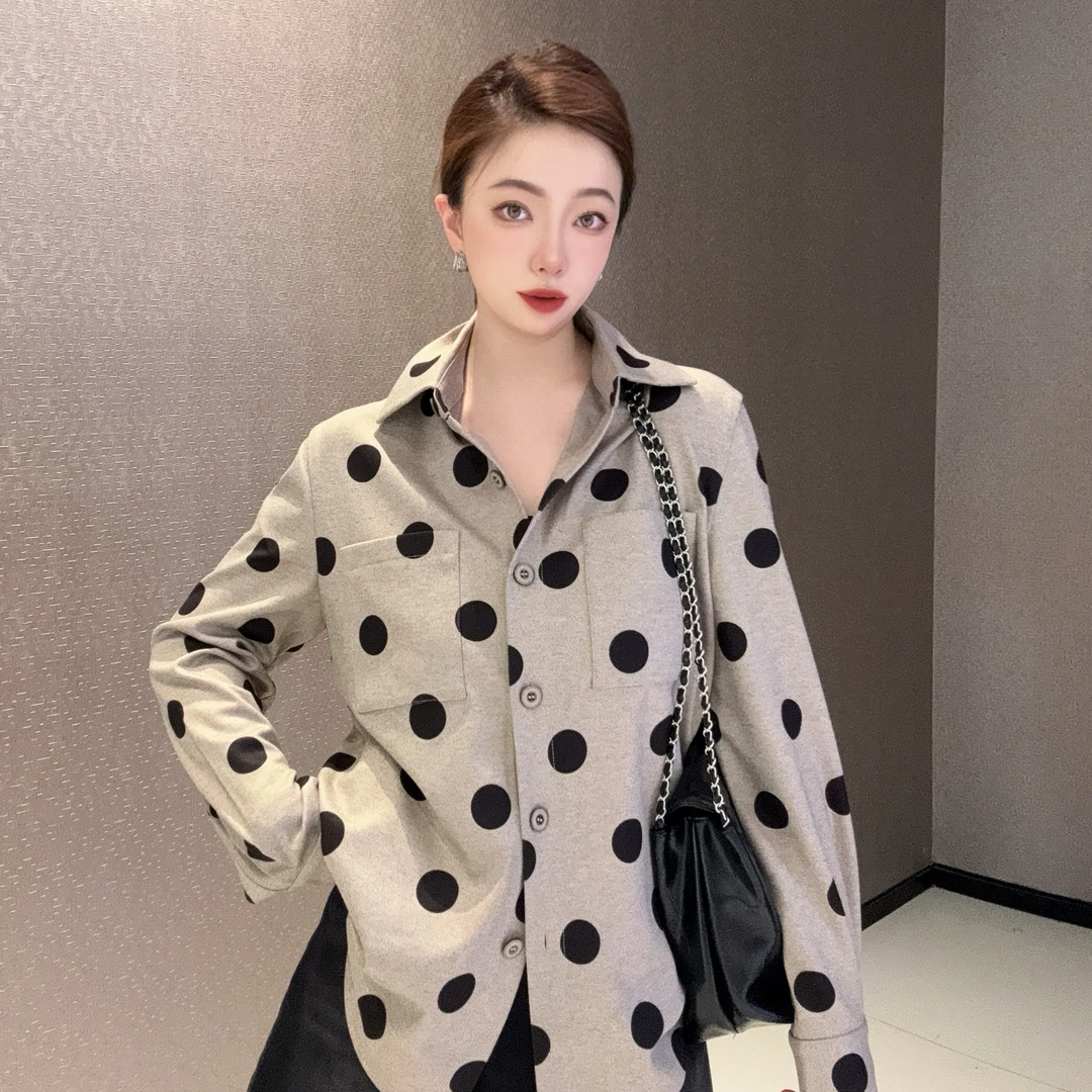 GIRDEAR/哥弟时尚休闲通勤百搭复古廓形波点长袖衬衫1400458