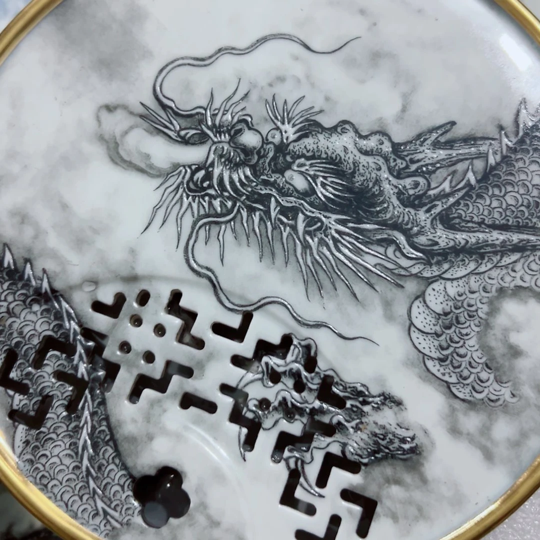 卡***卡景德镇陶瓷艺术品