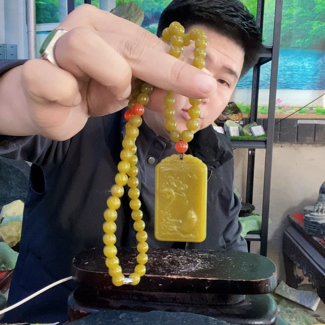 蛇纹石玉未镶嵌珠宝奇石