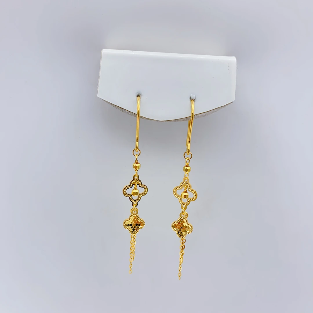 老庙黄金2足金5G工艺灵动龙鳞四叶草耳钩2.58克