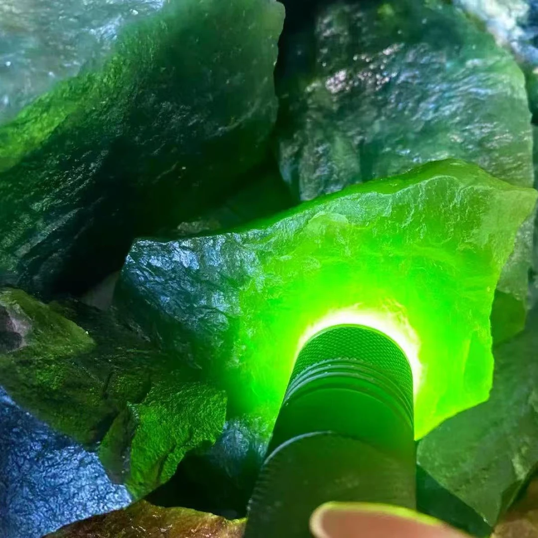 《抖音质检》纯天然山水牌吊坠多样性发其一“LX”