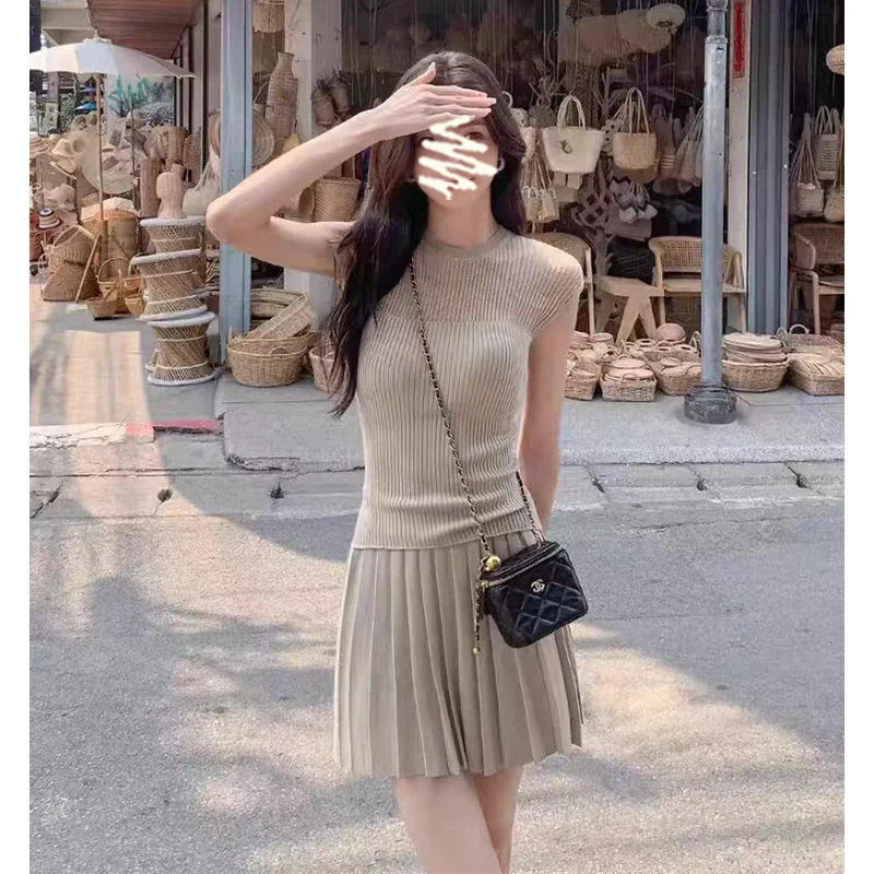 A1821#2025夏季新款女韩系穿搭圆领修身短袖上衣气质高腰百褶半裙