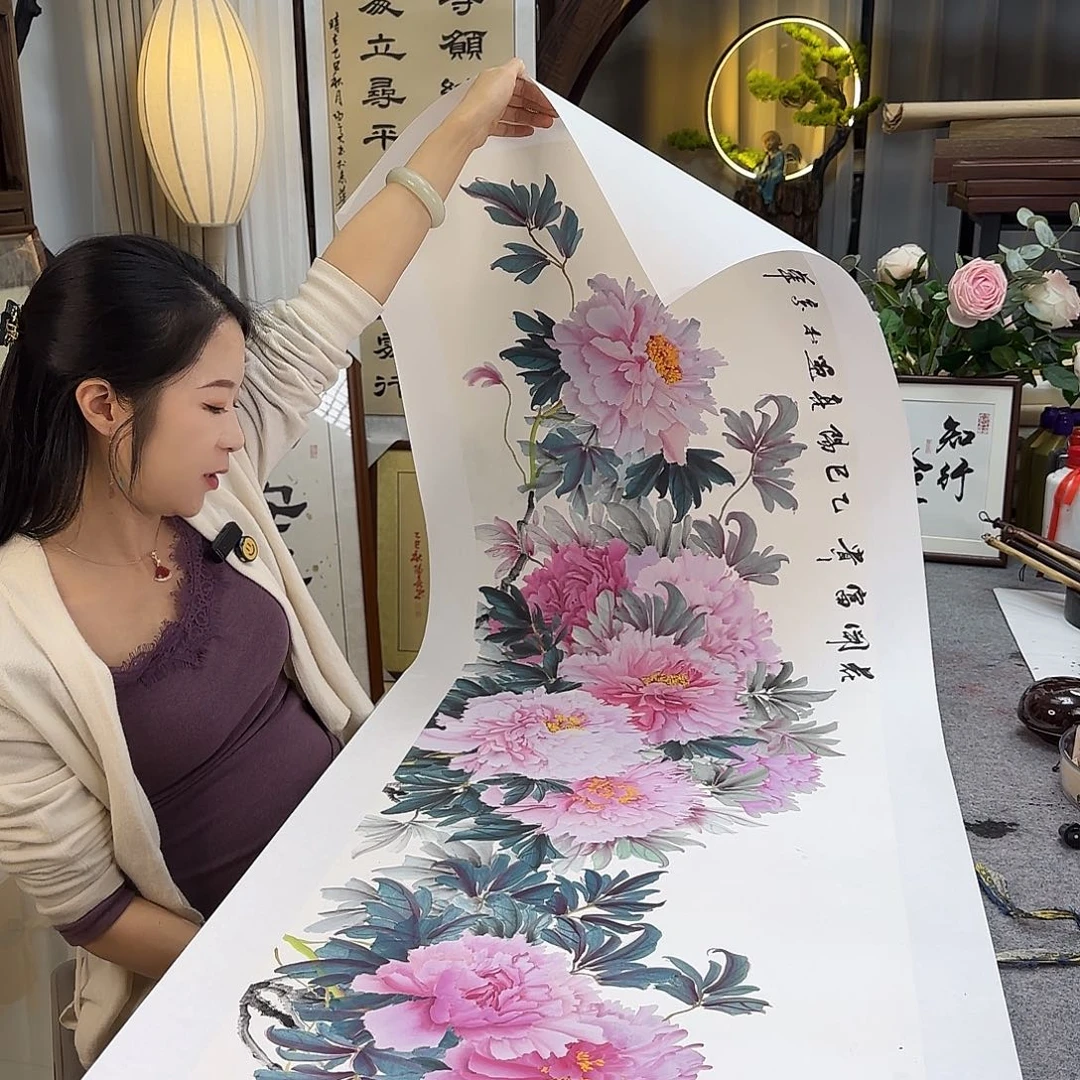 国画伊人阳亮牡丹国画