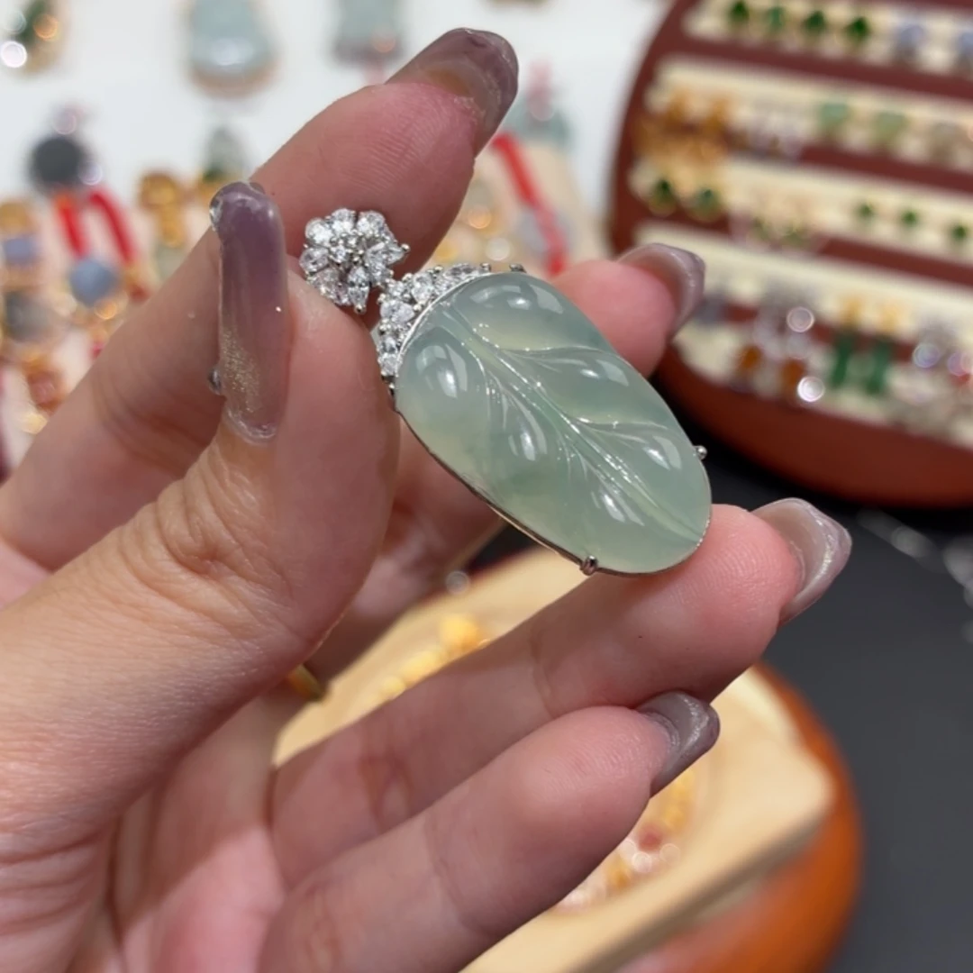 翡翠银S925镶嵌颈饰吊坠