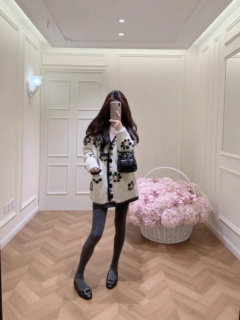 2026秋冬新款韩系高级感气质慵懒风高级感超好看针织开衫外套