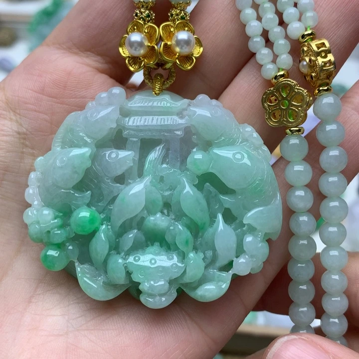 颈饰未镶嵌翡翠翡翠