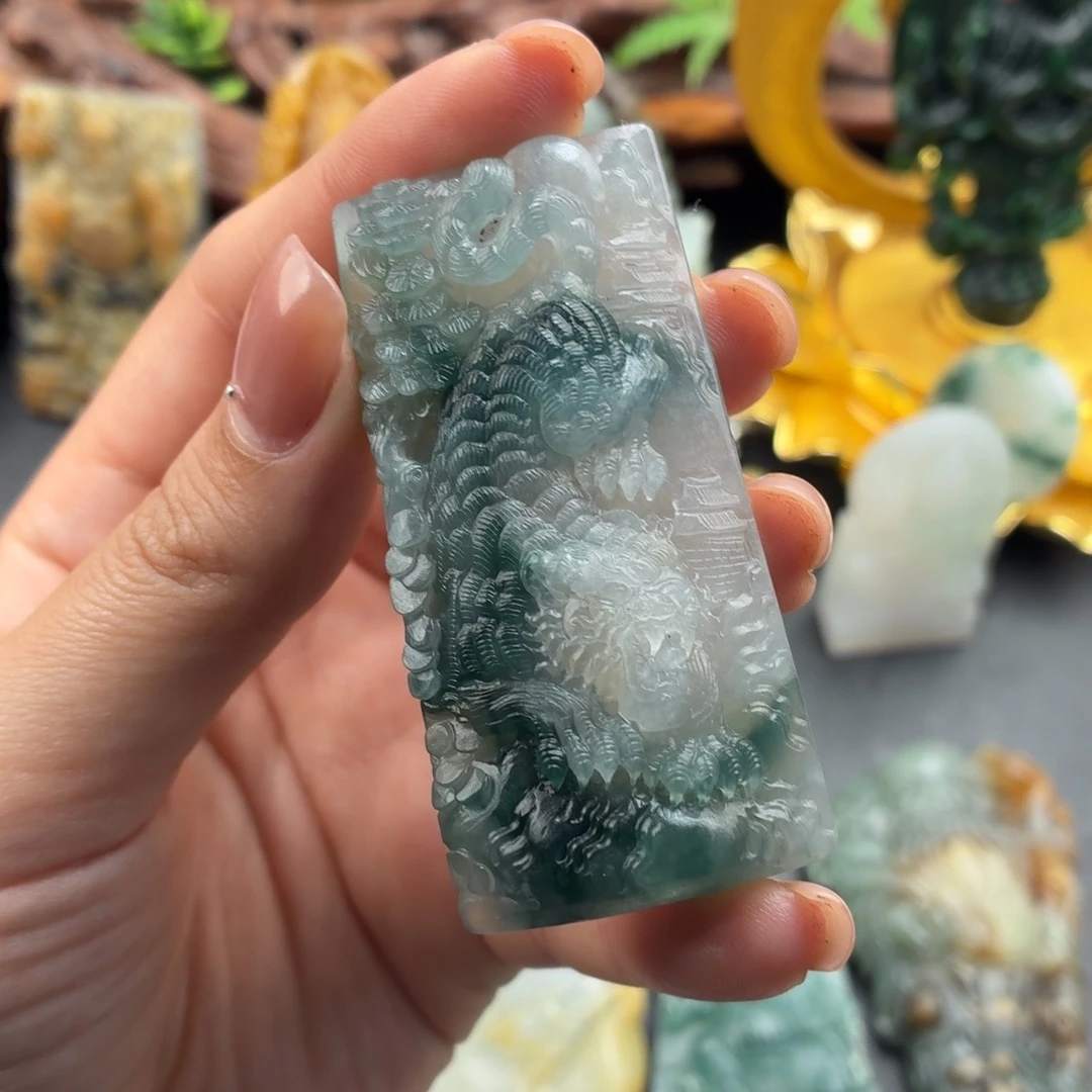 定制翡翠未镶嵌翡翠