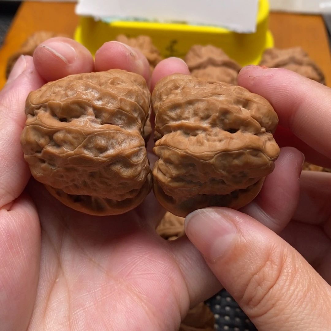 把件文玩核桃边42左右