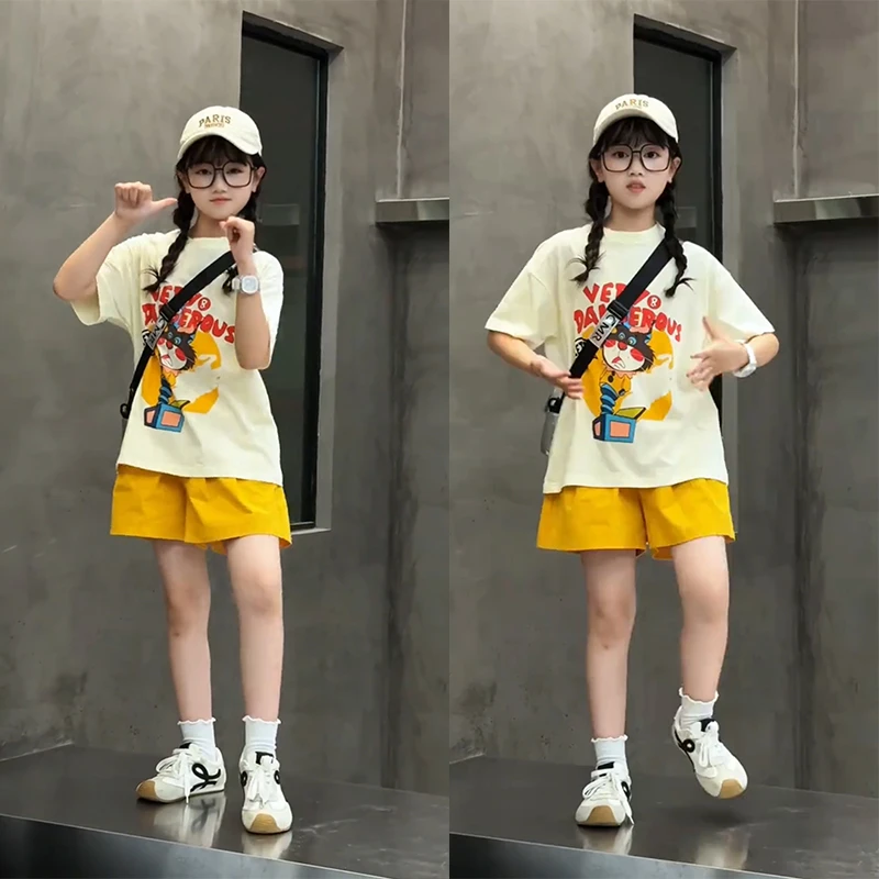 女童夏套装2025新款夏季印花T恤短袖短裤两件套女孩休闲运动服套