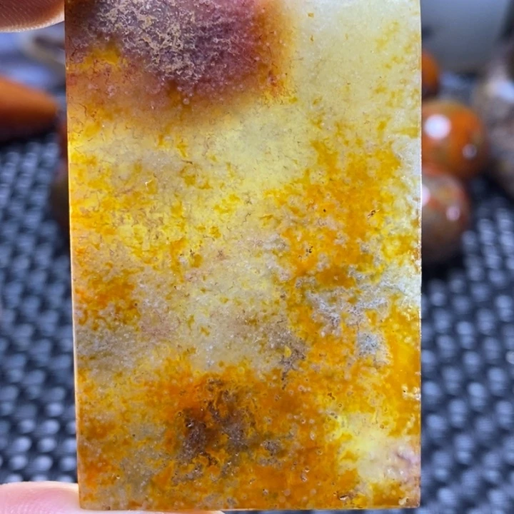 玛瑙/玉髓颈饰足铂镶嵌