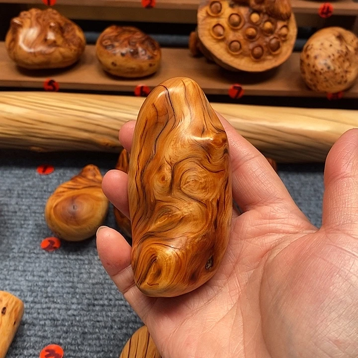 柏木（崖柏）霸****师太行崖柏陈化