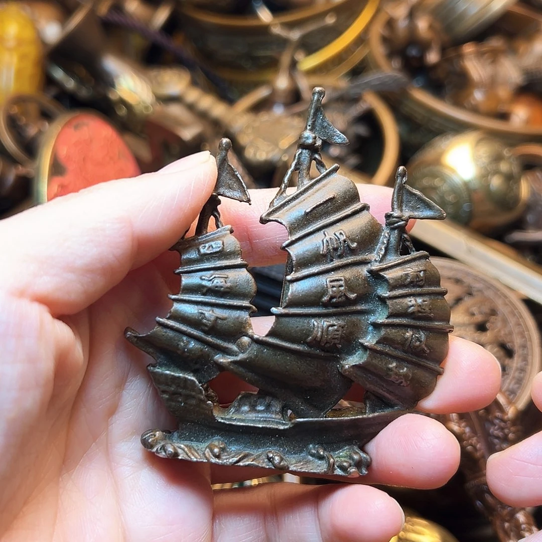 精美铜器工艺品等