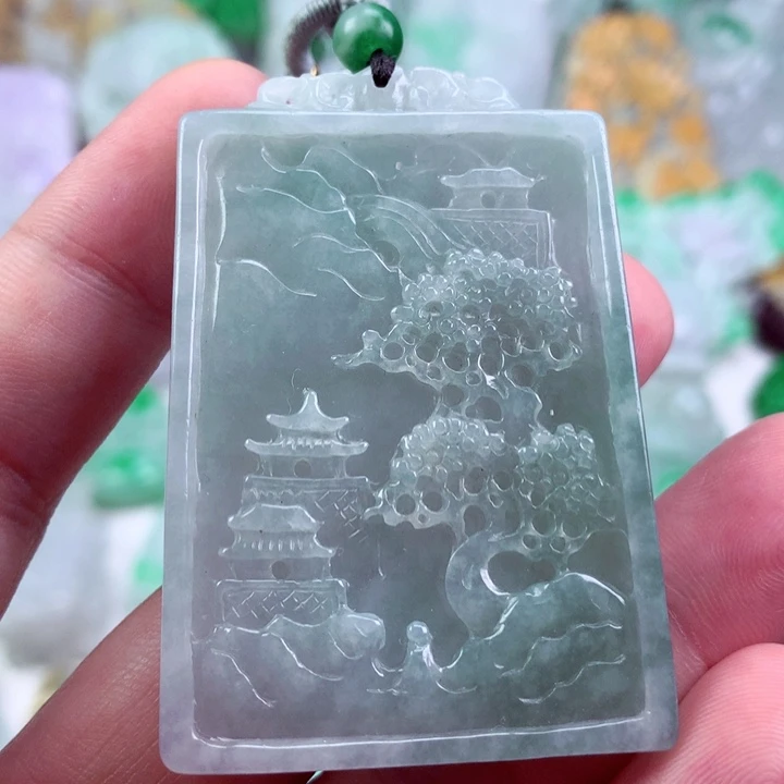 吊坠(不含链)未镶嵌翡翠