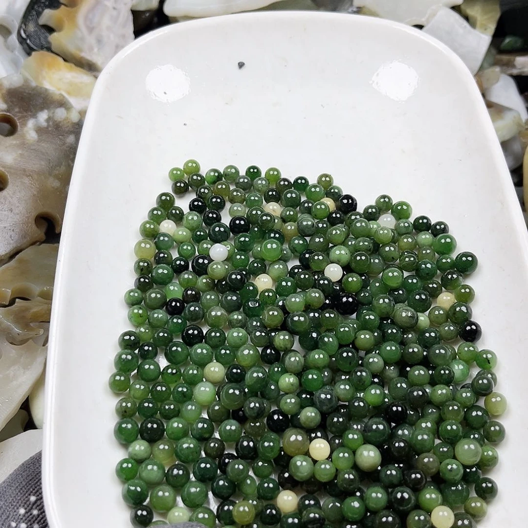 未镶嵌东陵石颈饰