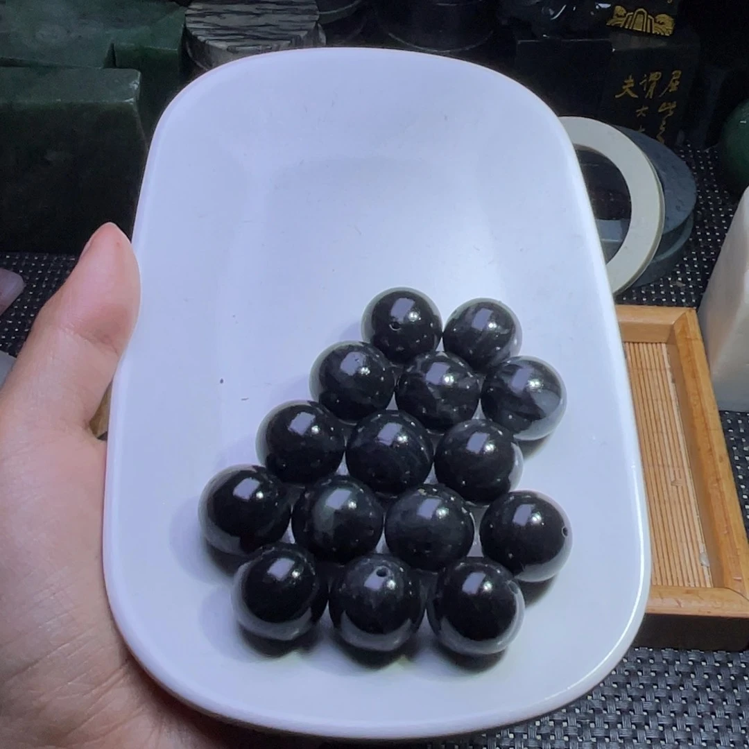 未镶嵌和田玉珠宝半成品