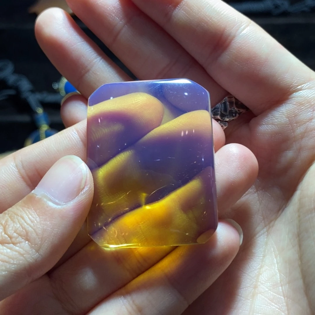 未镶嵌琥珀裸石用****2多米尼加蓝珀