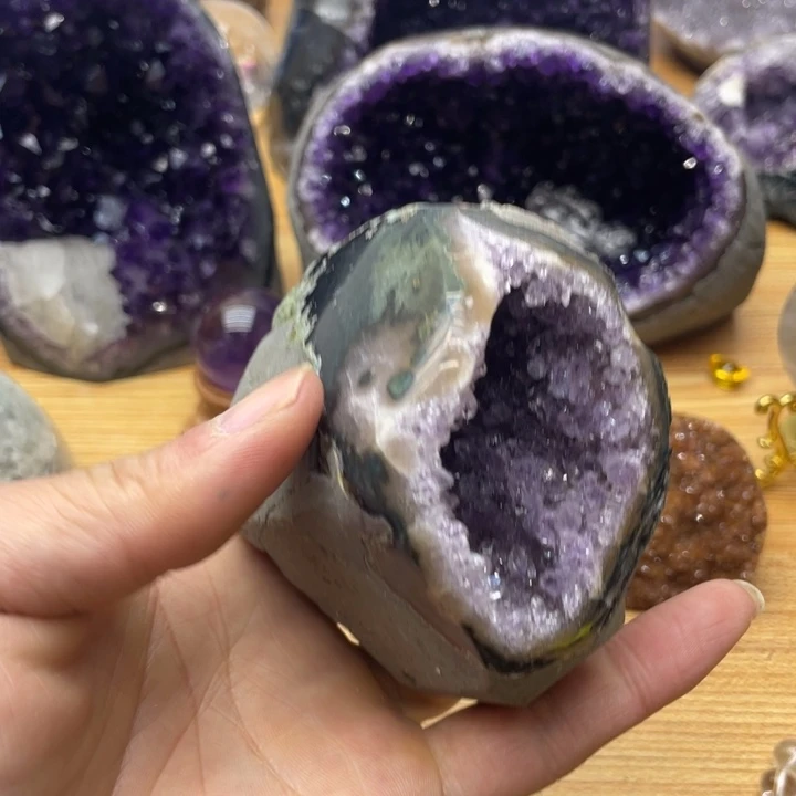 紫晶钱袋子未镶嵌