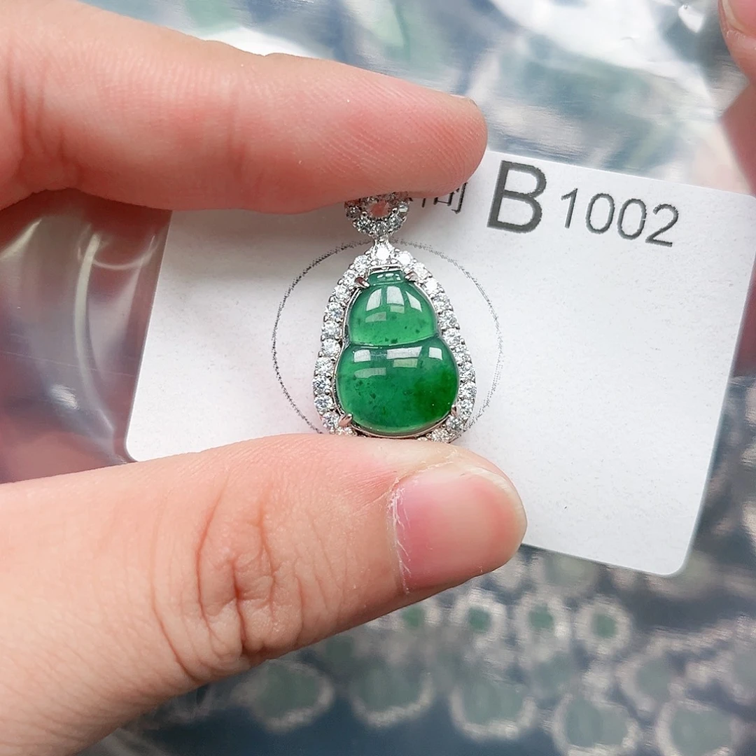 翡翠颈饰未镶嵌翡翠1002