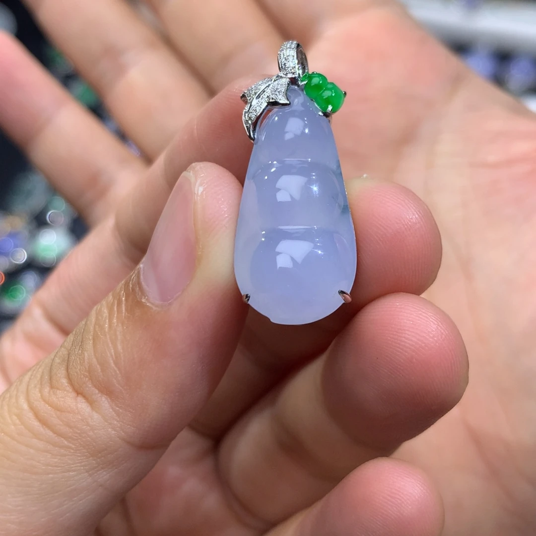 翡翠18K金镶嵌吊坠(不含链)签收后48小时鉴赏期