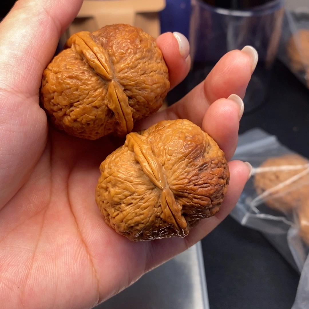 吊坠文玩核桃1️⃣铁狮子