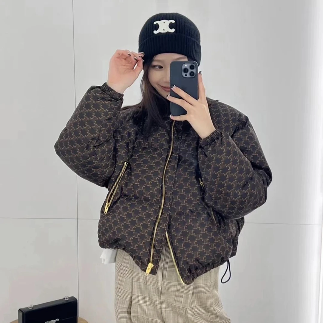 全新未使用 Celine/思琳 积分-388/汤/P205437316/满凯旋门羽绒服