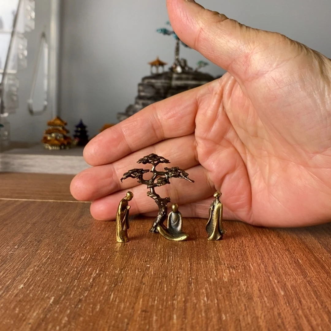 摆件我要去年底的时候