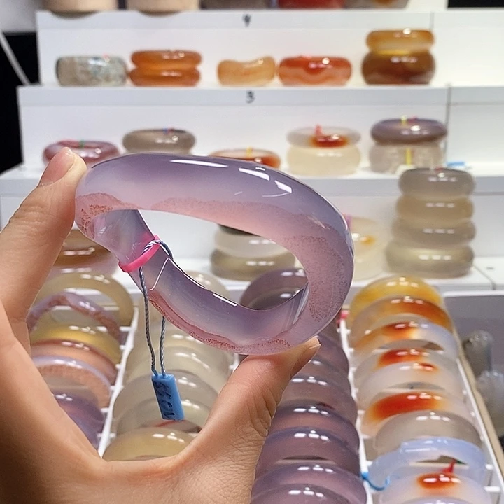 玛瑙/玉髓未镶嵌手镯