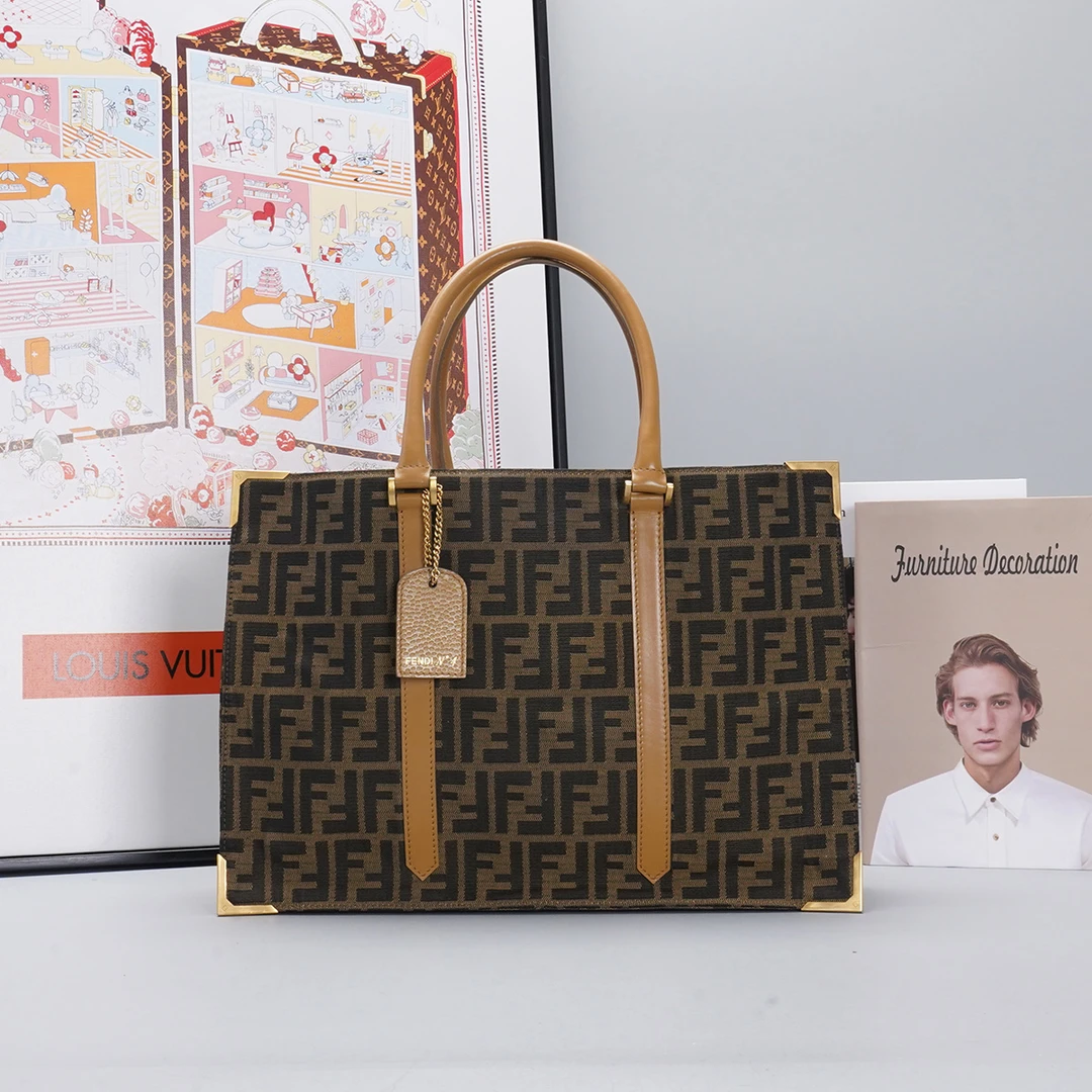 95新 FENDI/芬迪 中古手提托特包【静文】BGF601630029