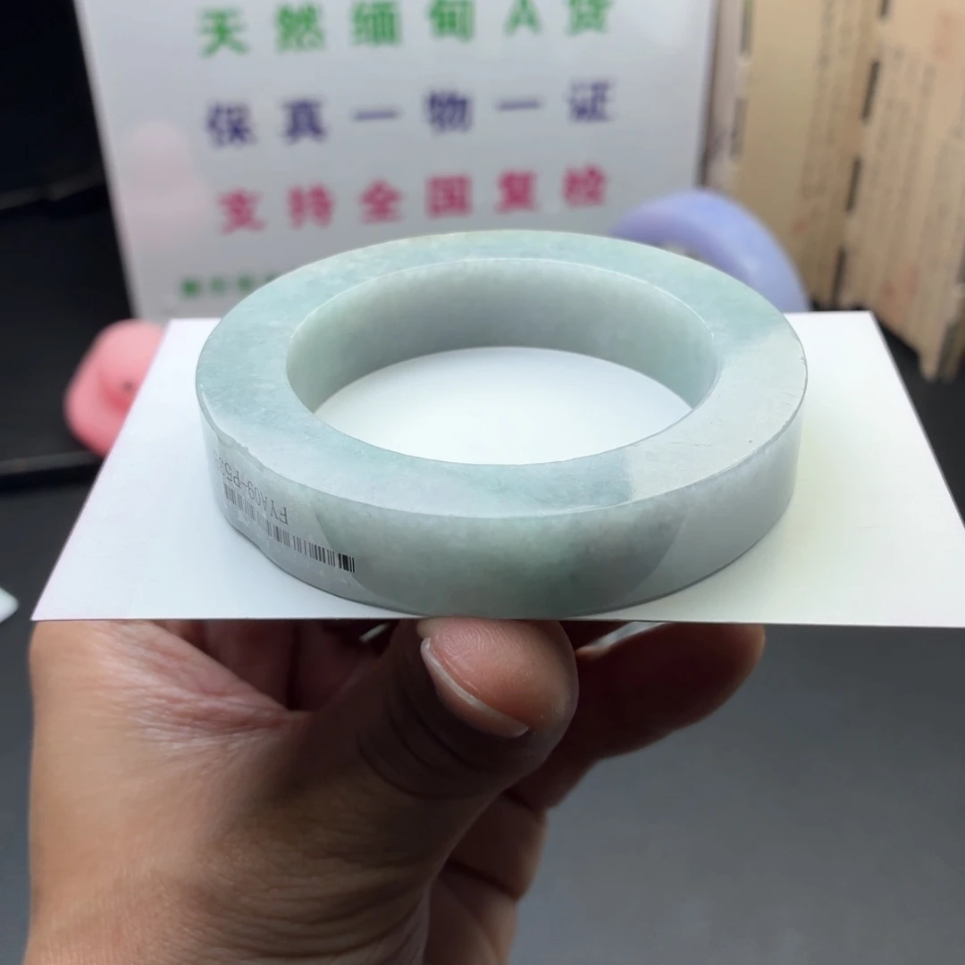 定制翡翠未镶嵌翡翠手镯开播大漏