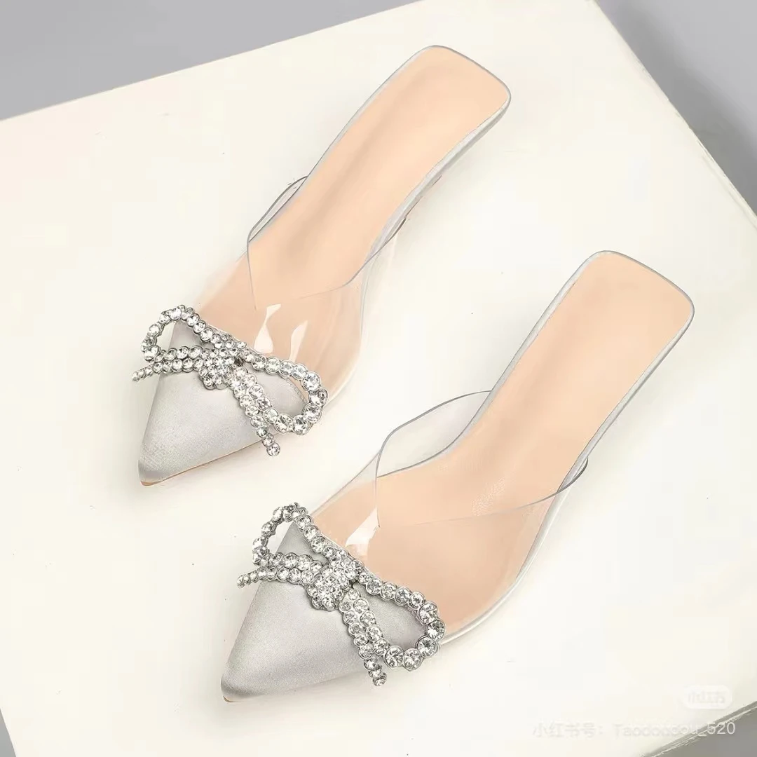 小娜家女布鞋透气时尚款