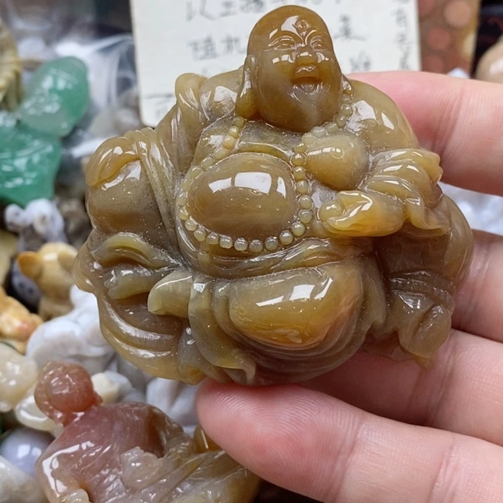 石英质玉未镶嵌颈饰