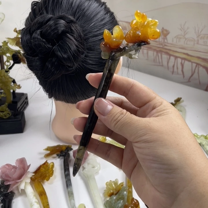 未镶嵌岫玉发饰天然一体手工雕刻