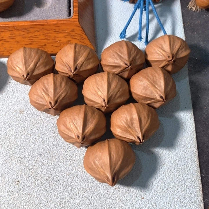 手串橄榄核0372精品4花老树王蒜头铁核9+1颗