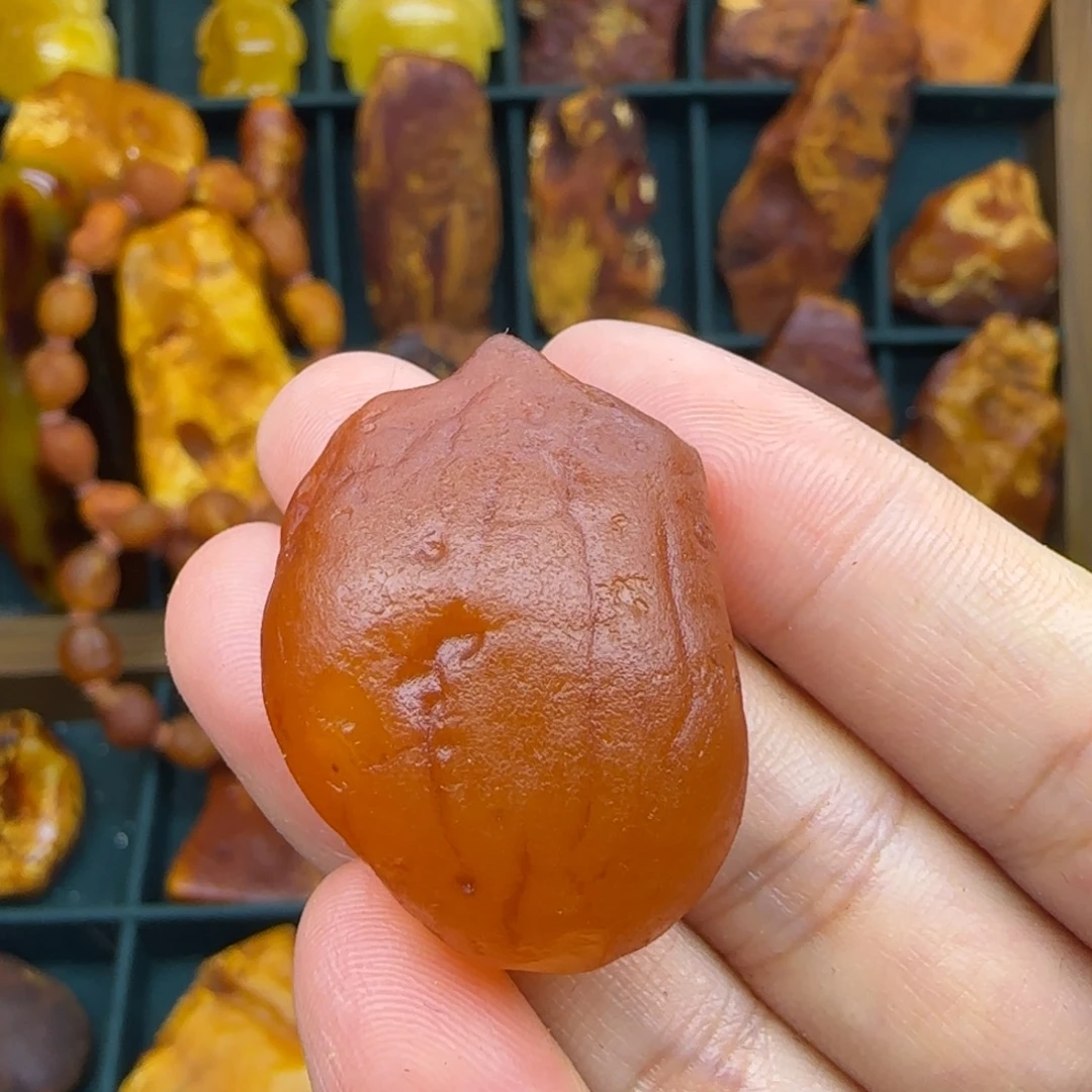 裸石琥珀未镶嵌海飘