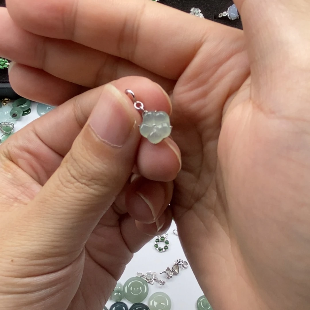 翡翠银S925镶嵌颈饰