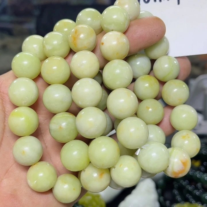 蛇纹石玉手串未镶嵌