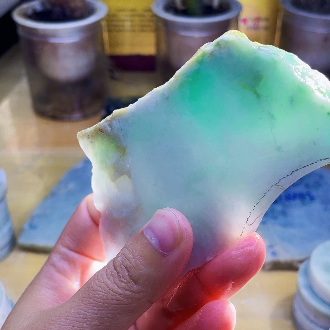 颈饰未镶嵌翡翠毛料27