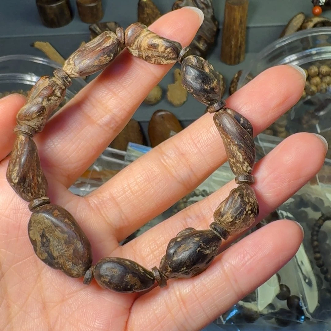 沉香碎屑沉香用****1正区惠安瘤疤11.6g