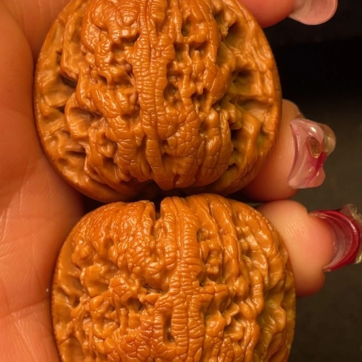 文玩核桃吊坠秦岭野生