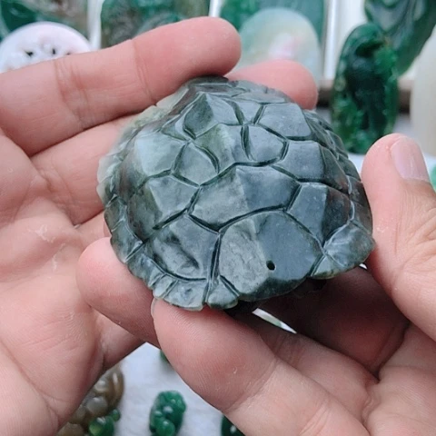 独山玉未镶嵌吊坠(不含链)