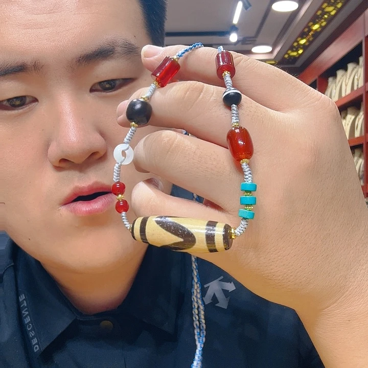 未镶嵌玛瑙/玉髓珠宝奇石