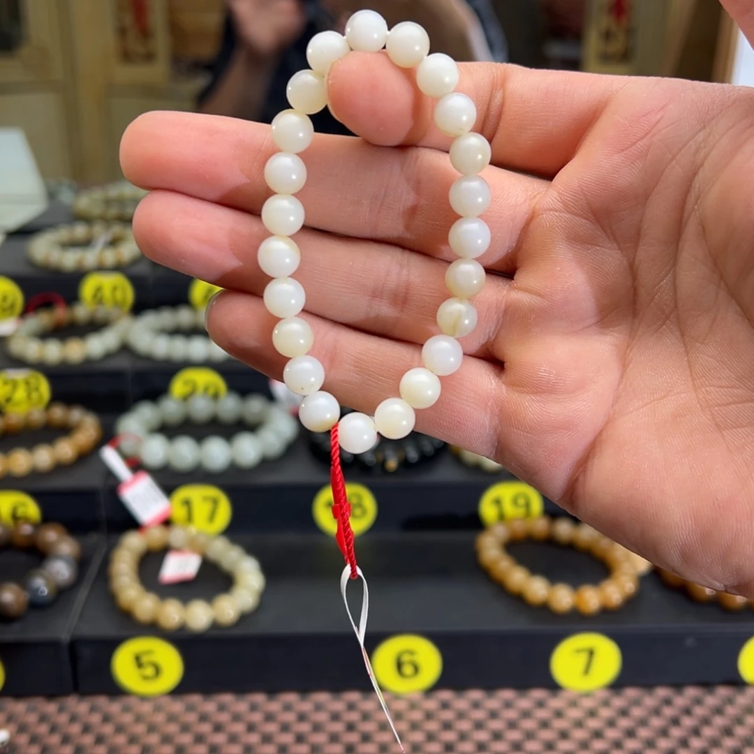 手串未镶嵌和田玉米达卡8