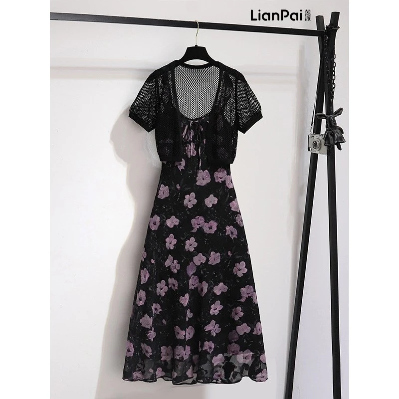 2025夏季新款时尚碎花裙女洋气减龄连衣裙披肩两件套旅游沙滩裙子