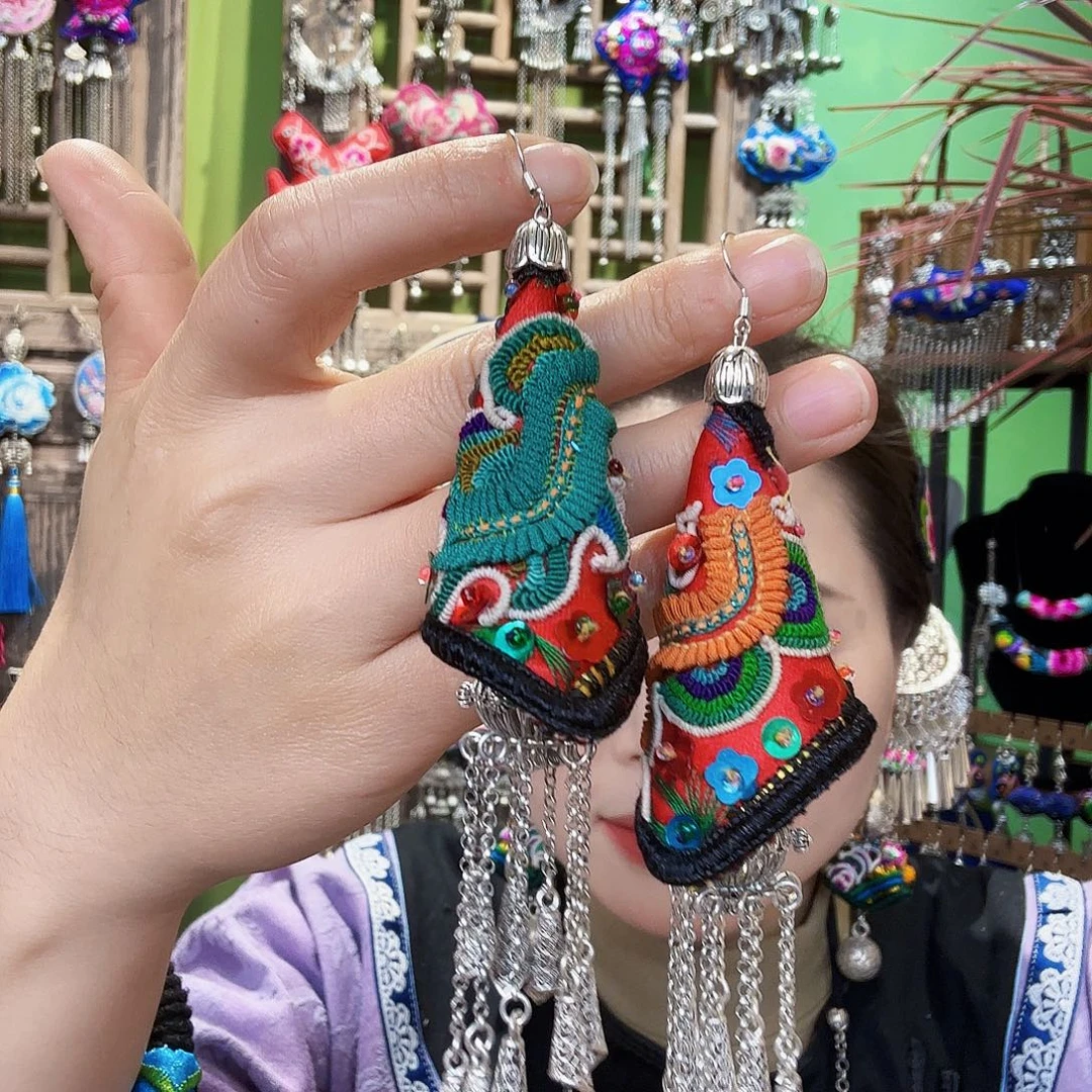 织绣耳环