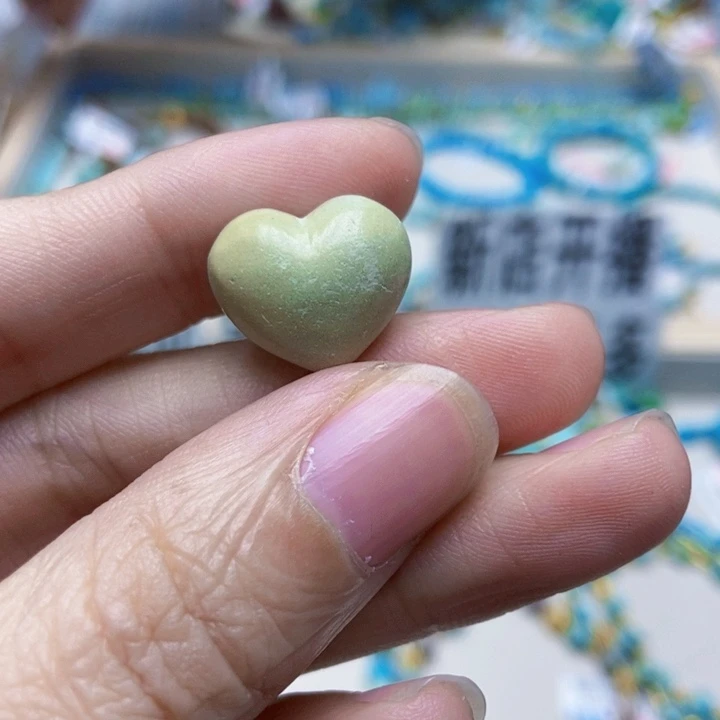 南红玛瑙未镶嵌挂件60